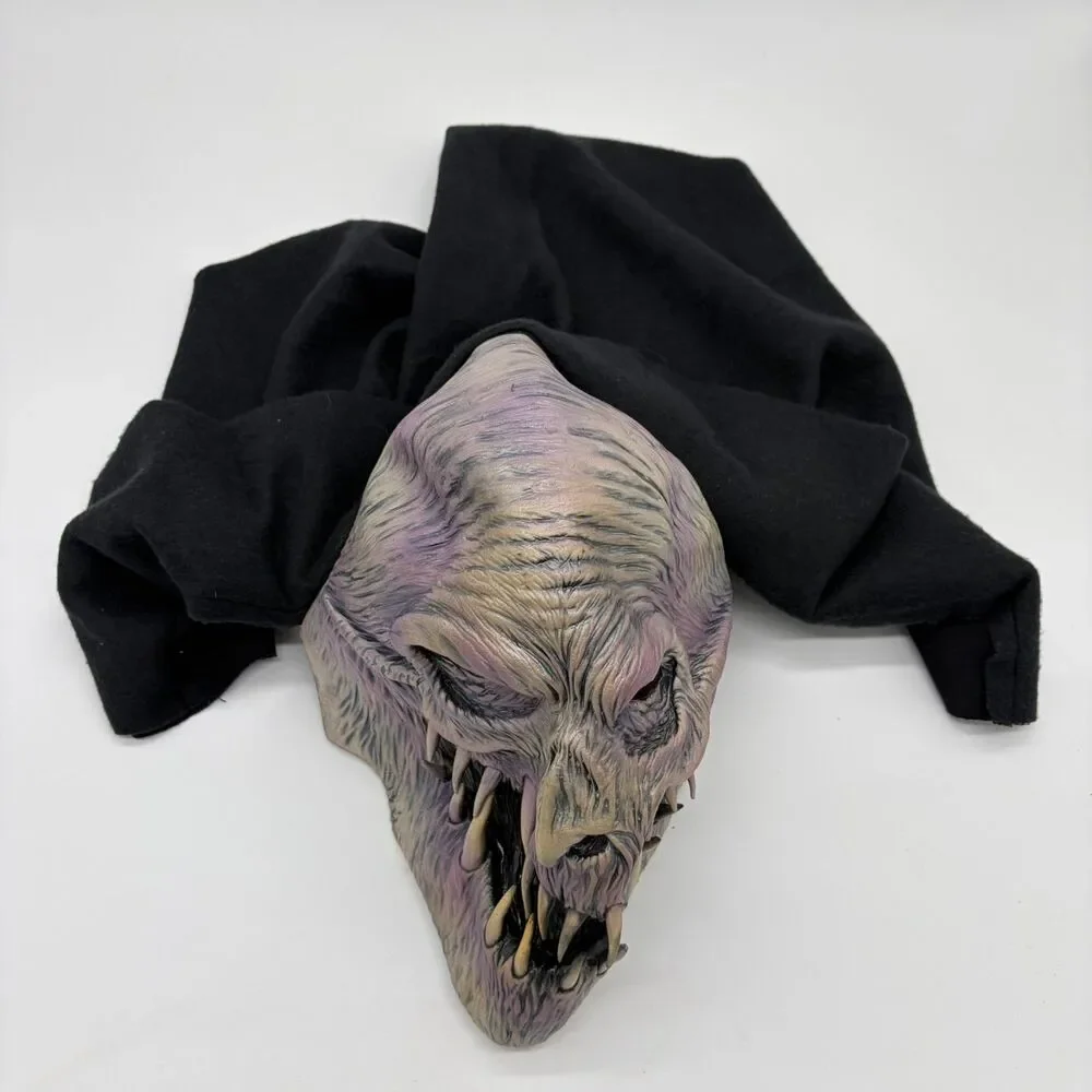 Vintage 1998 Be Something Studios BSS Latex FANG FACE Shroud MONSTER Mask USA